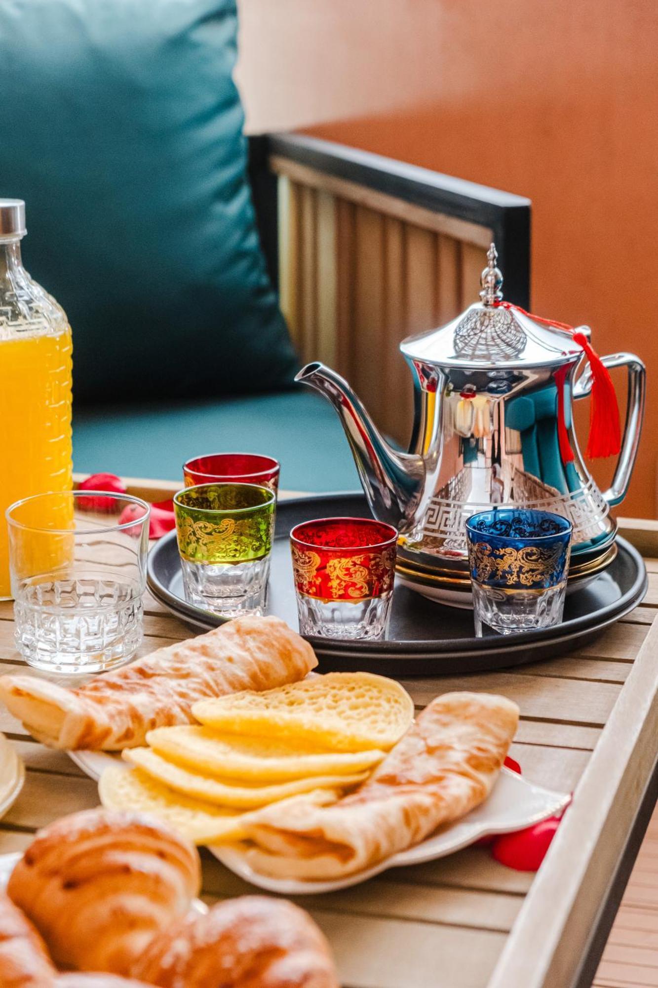 - Jacuzzi, Breakfast & Vue Rooftop Medina Marrakesh