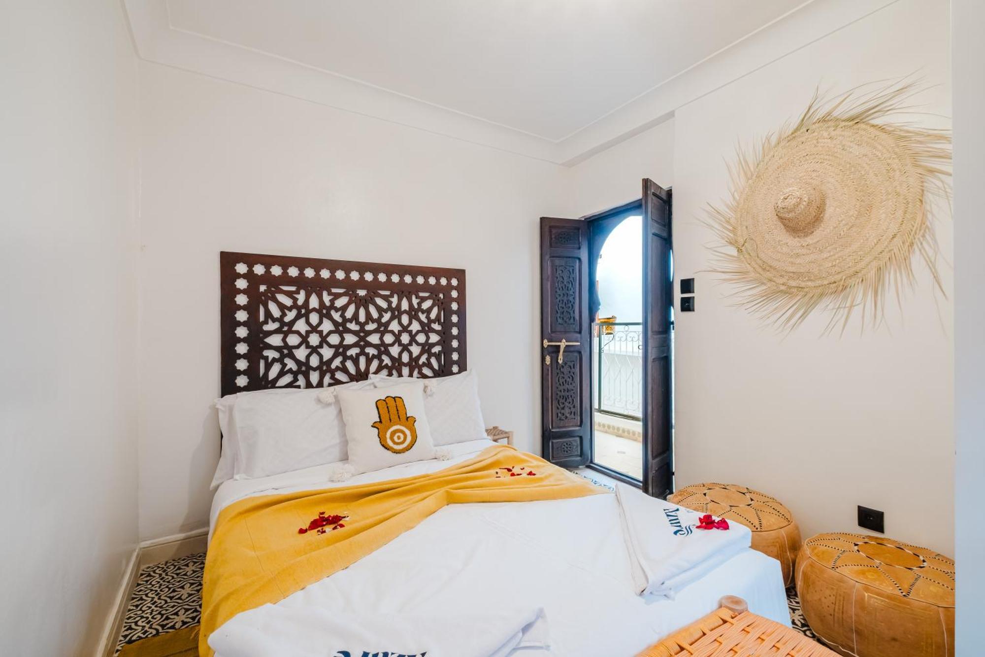 - Jacuzzi, Breakfast & Vue Rooftop Medina *